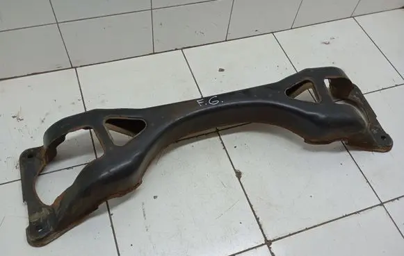 Porsche Cayenne (9PA) Rear subframe 7L0512369