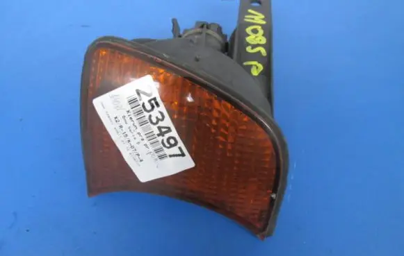 BMW 5 E34 Front indicator light