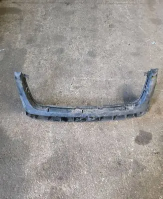 Volkswagen Touareg I Front bumper mounting bracket 7L6807699B