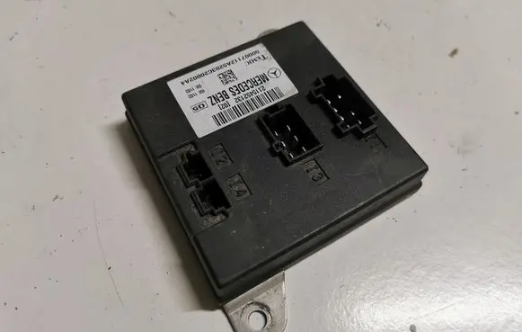 Mercedes-Benz E W211 Comfort/convenience module 2115452132