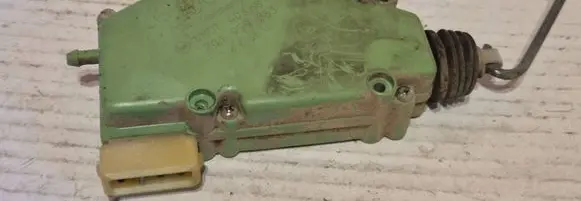 Volkswagen Transporter - Caravelle T4 Central locking motor 403681 6F0314 701959783