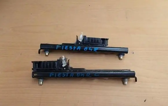 Ford Fiesta Seat belt adjustment rail 
