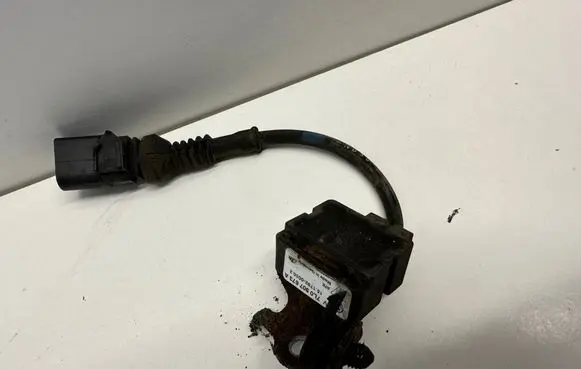 Volkswagen Touareg I ABS wheel speed sensor 7L0907673A 15179200502