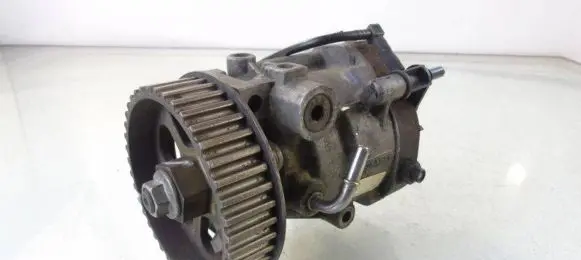 Nissan NV200 Fuel injection high pressure pump 8200707450B