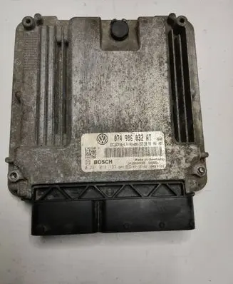 Volkswagen Crafter Engine control unit/module 074906032AT 0281014133 EDC16CP3444