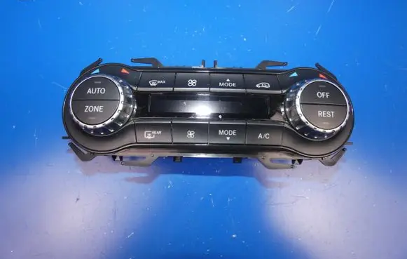Mercedes-Benz GLA W156 Climate control unit A2469002408 0016373325 5HB01044804