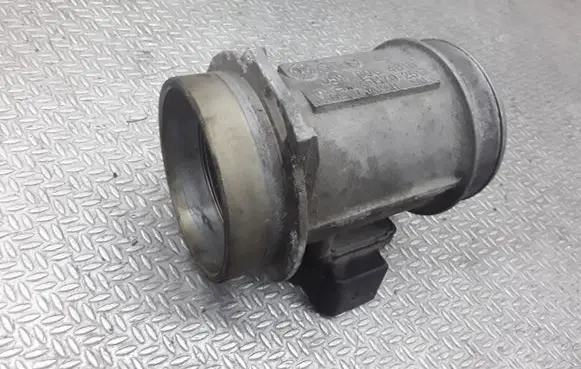 Audi A6 S6 C5 4B Mass air flow meter 059906461D