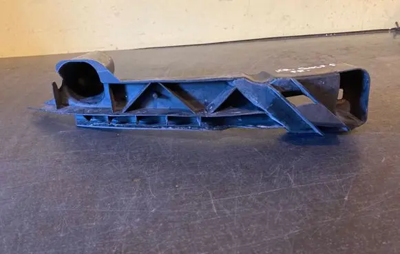Volkswagen Golf V Front bumper mounting bracket 1K0807889
