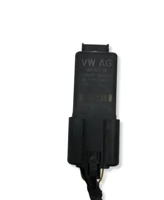 Skoda Rapid (NH) Glow plug pre-heat relay 04B907281