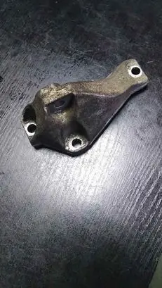 BMW 1 E81 E87 Fuel pump bracket 7804376