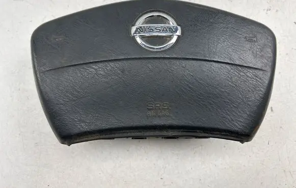 Steering wheel airbag