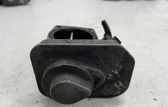 Opel Zafira B Throttle valve 8973762660