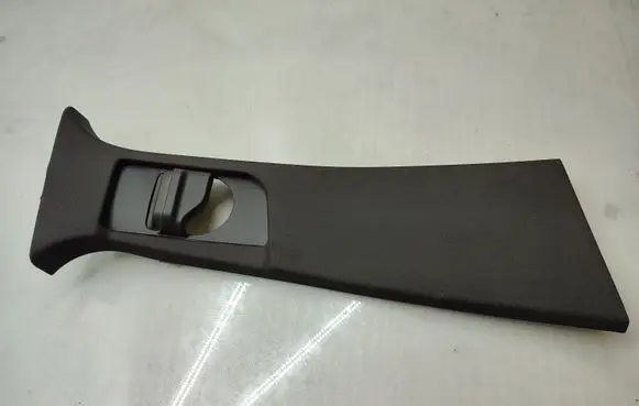 Mercedes-Benz GLC X253 C253 (C) pillar trim A2536902201