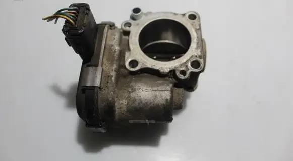 Ford Focus Engine shut-off valve 