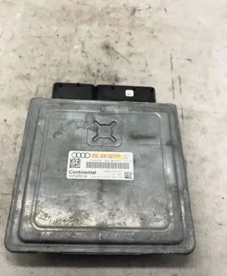 Audi A3 S3 A3 Sportback 8P Engine control unit/module 03L906023PP 5WP42950AA 03L906023KS