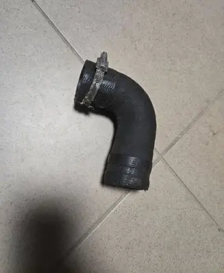 Ford Mondeo MK IV Intercooler hose/pipe
