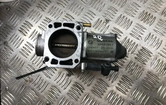 BMW 7 E38 Throttle valve 1745207