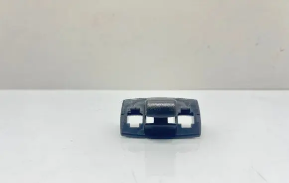 Sun visor clip/hook/bracket