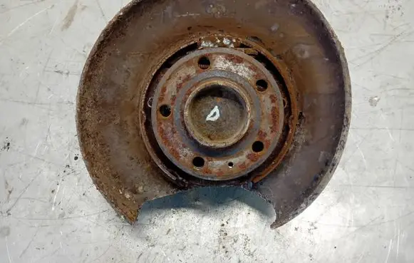 Volvo S60 Rear wheel hub spindle/knuckle 