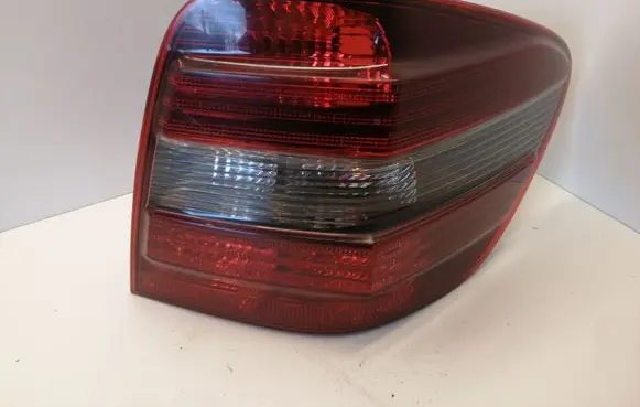 Mercedes-Benz ML W164 Rear/tail lights 404102R 404122R
