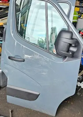 Renault Master IV Front door brak