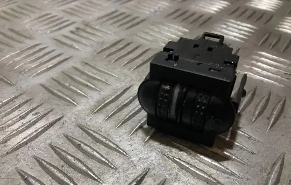Skoda Superb B5 (3U) Headlight level height control switch 3b0941333a 58d5831