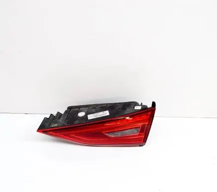 Audi A3 S3 8V Tailgate rear/tail lights 8V5945094A