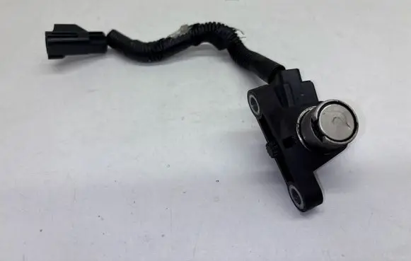Volvo S60 Crankshaft position sensor 30637803