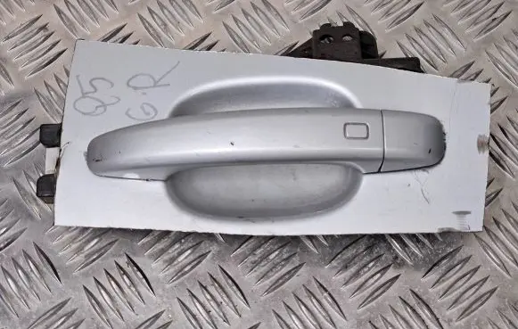 Audi Q5 SQ5 Loading door cover/cap 8T0837167A 90832161