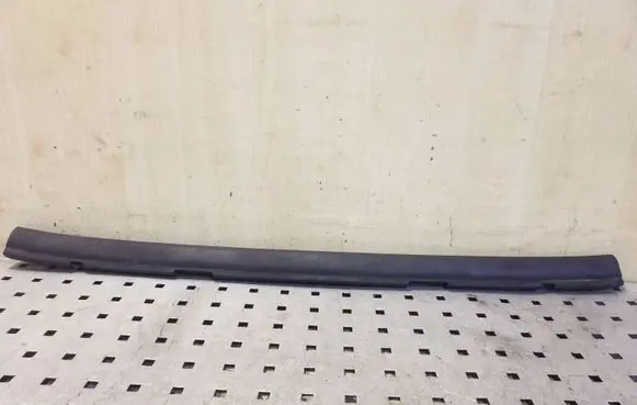 Audi Q7 4L Engine compartment rubber 7L0121345