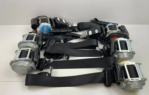 Mercedes-Benz GLE W167 Set of seat belts A1678603502 A1678603402 A1678603100