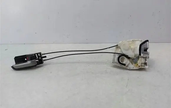 Suzuki SX4 Rear door lock 
