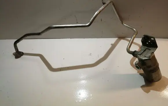 Audi A2 Air conditioning (A/C) pipe/hose 8Z1260740