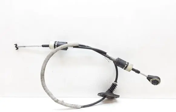 Gear shift cable linkage