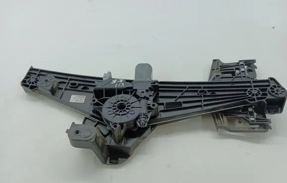 Opel Mokka B Rear door window regulator with motor 9843774280 430113G0