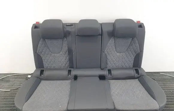 Skoda Octavia Mk4 Second row seats 