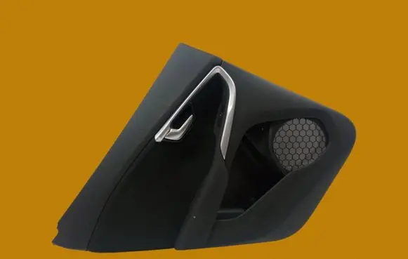 Volvo V40 Front door card panel trim