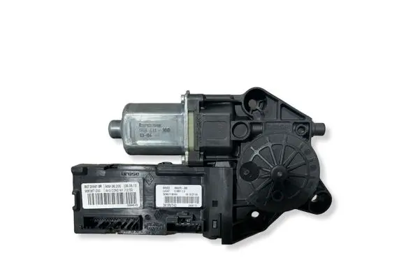 Renault Megane III Front door window regulator motor 966367200 969198200