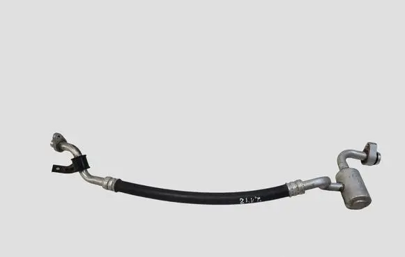 Mercedes-Benz A W176 Air conditioning (A/C) pipe/hose