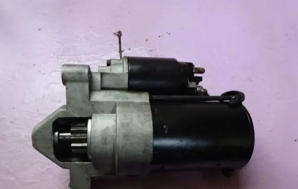 Peugeot 3008 I Starter motor 18967N GTB1449V