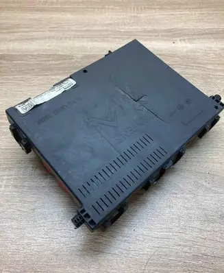 Peugeot 406 Central body control module S108551300D 9637436380