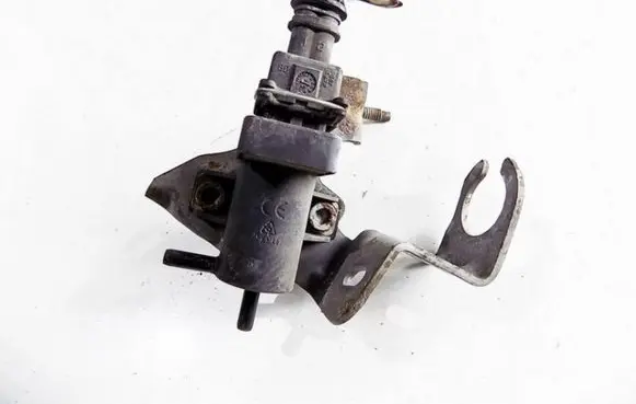 Renault Trafic II (X83) Vacuum valve 