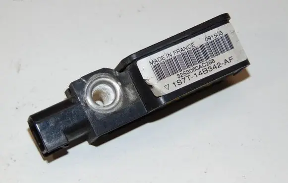 Ford Mondeo Mk III Airbag deployment crash/impact sensor 1S7T14B342AF 1372696