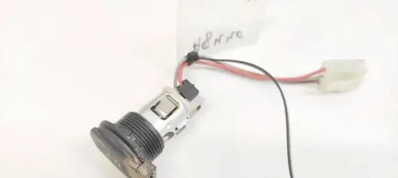 Volkswagen Touareg I Cigarette lighter 