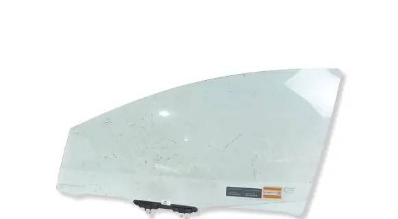 Toyota Yaris XP210 Front door window glass four-door 681020D060