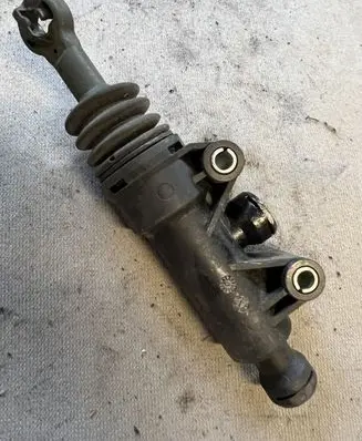 Fiat Scudo Clutch master cylinder PA66GF35 1557