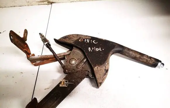 Handbrake/parking brake lever assembly