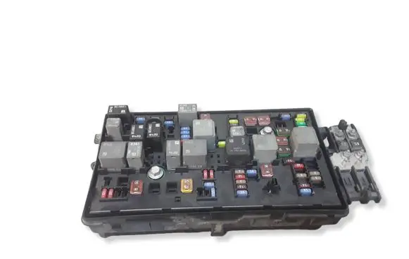 Chevrolet Cruze Fuse module 95492932