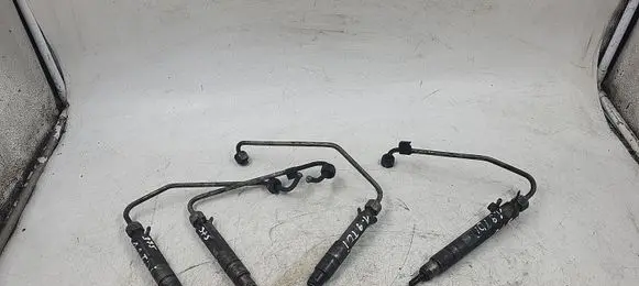 Volkswagen Bora Fuel injector 028130201T