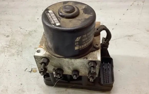 Volkswagen Sharan ABS Pump 7M0614111AE 10020401924 98VW2L580AD